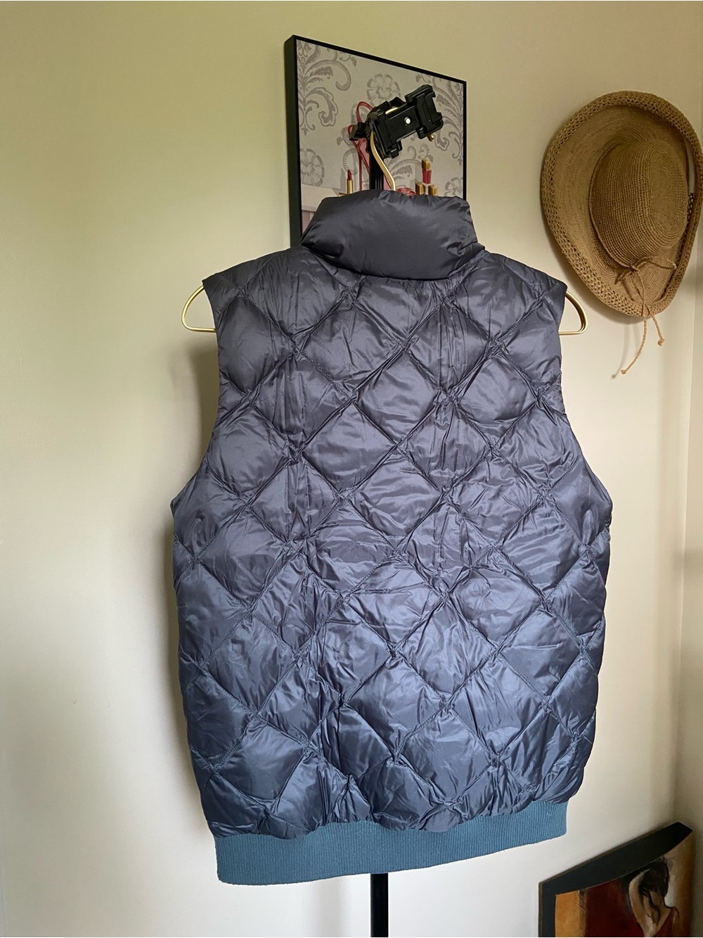 Patagonia Down Women Quilted Vest in Navy Blue - Picture 5 of 9